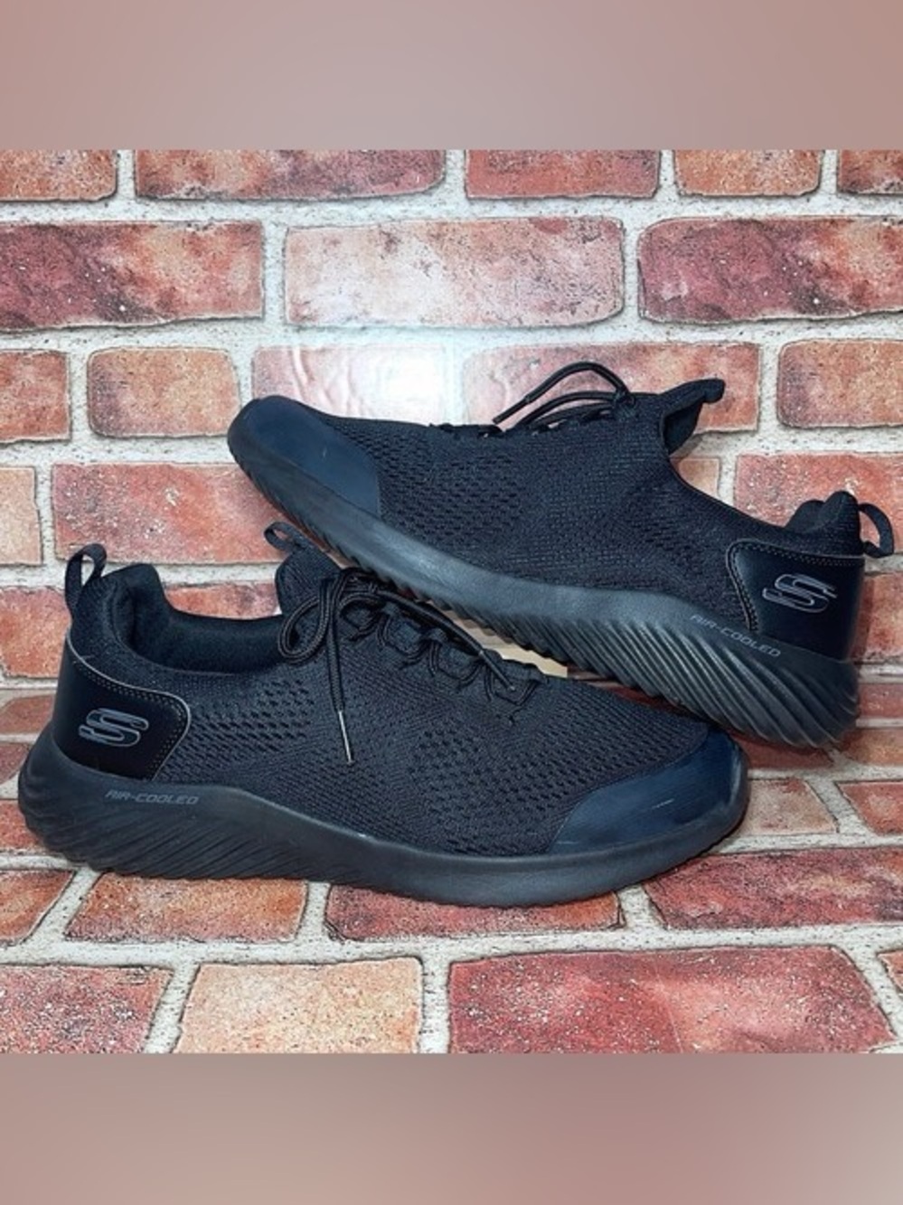 Pre-Owned Skechers Bounder-Stokley Air-Cooled Black Running Shoes 52513 Size 10